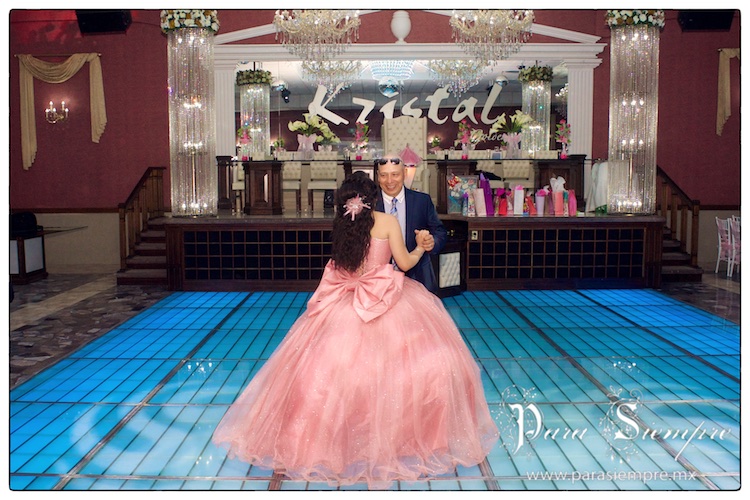 salon-kristal-xvmrn019