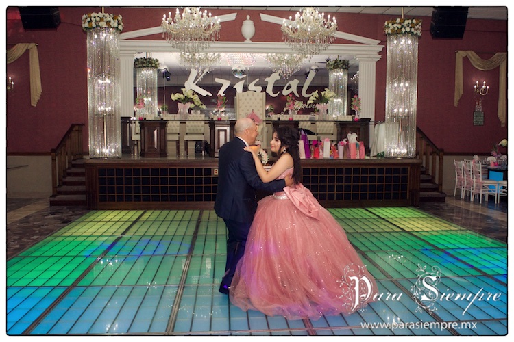 salon-kristal-xvmrn020